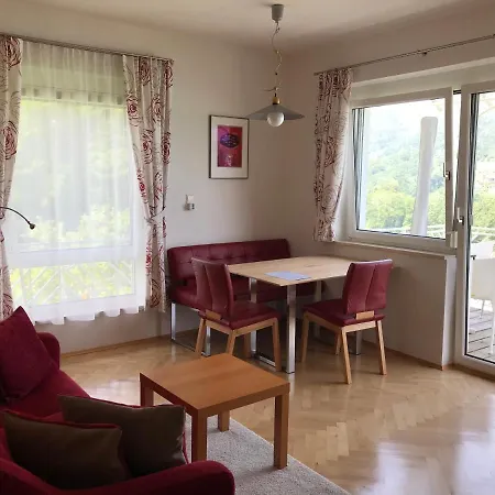 伯肯海公寓式酒店 赖弗尼茨