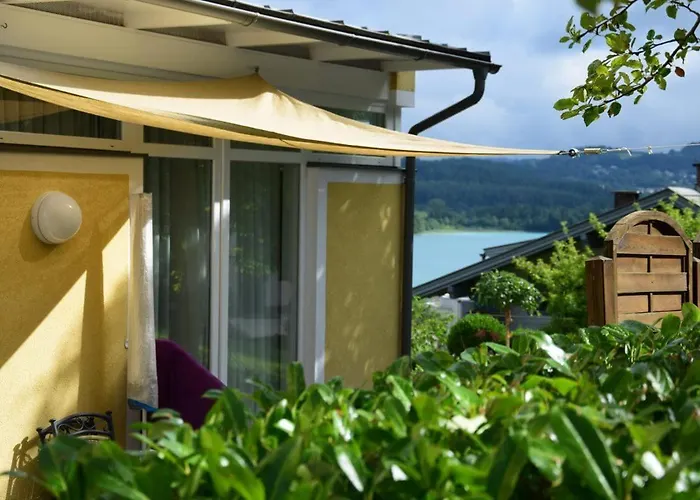 伯肯海公寓式酒店 *